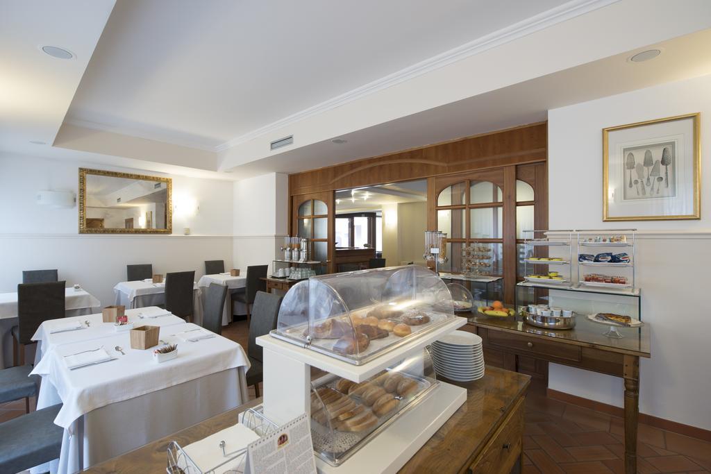 Hotel Villa Colico Bagian luar foto