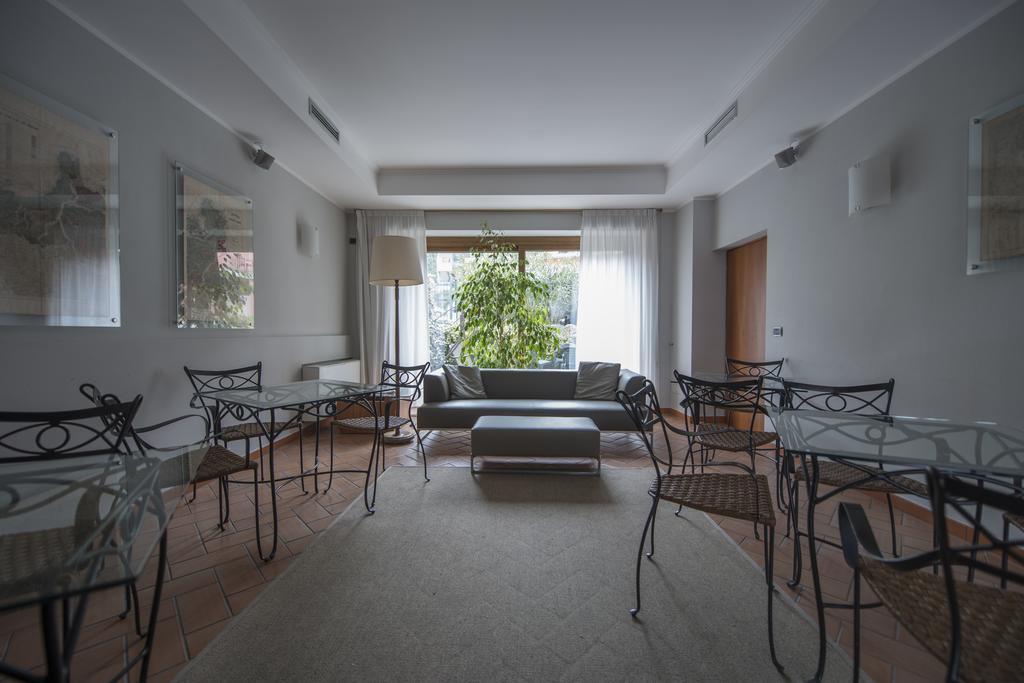 Hotel Villa Colico Bagian luar foto